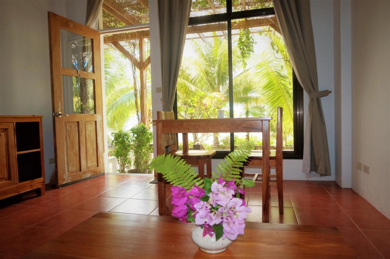 Island View Beachfront Resort Anda  Eksteriør bilde